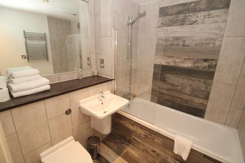 1 bedroom apartment for sale, Millennium Tower, 250 The Quays, Salford, Lancashire, M50