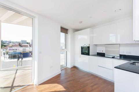 3 bedroom flat to rent - Duncombe House, Woolwich, London, SE18