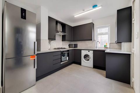 3 bedroom terraced house to rent - Mineral Street, Plumstead, London, SE18