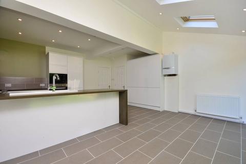 30 Firstway, London, SW20 0JD