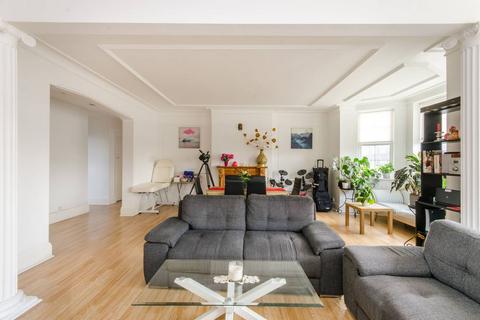 3 bedroom flat for sale, Sidmouth Road, Willesden Green, London, NW2