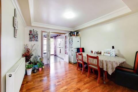 151 Randall Avenue, London, NW2 7TA