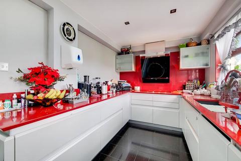 151 Randall Avenue, London, NW2 7TA