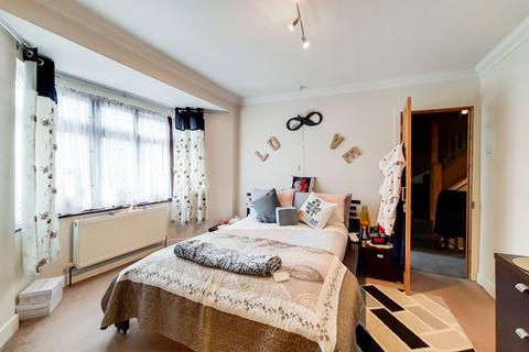 151 Randall Avenue, London, NW2 7TA