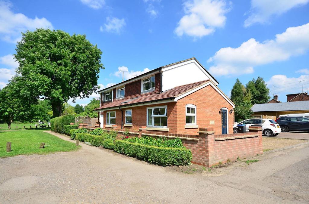 Warwick Lane, St Johns, Woking, GU21 5 bed house £3,000 pcm (£692 pw)