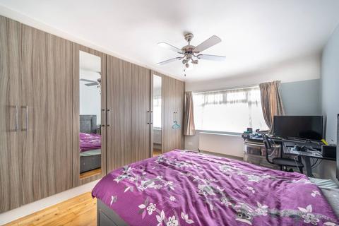 148 Review Road, London, NW2 7BD