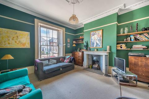 3 bedroom flat for sale - Shoot Up Hill, Mapesbury Estate, London, NW2