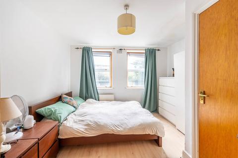 1 bedroom maisonette for sale, Brondesbury Villas, Queen's Park, London, NW6