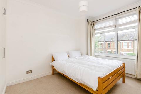 4 bedroom house to rent - Sydney Road, Raynes Park, London, SW20