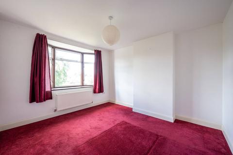 3 bedroom terraced house to rent - Martin Way, Raynes Park, London, SW20