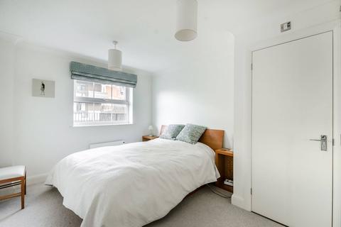 3 bedroom flat to rent - Newton Street, Covent Garden, London, WC2B