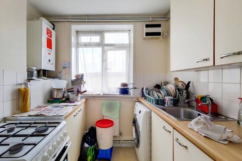 Flat 15, Stafford Court Allen Edwards Drive, London, SW8 2BB