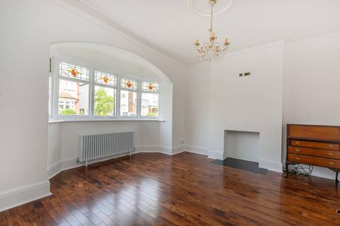 32 Hilldown Road, London, SW16 3DZ