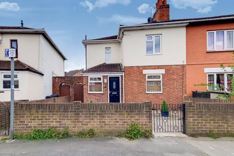 32 Mount Road, Mitcham, CR4 3EY