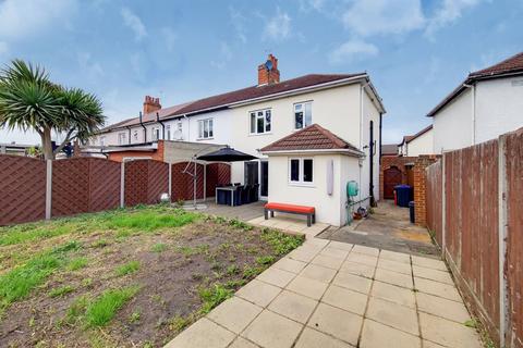 32 Mount Road, Mitcham, CR4 3EY