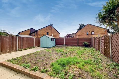 32 Mount Road, Mitcham, CR4 3EY