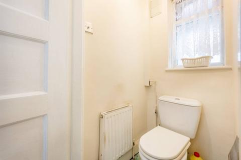 146 Rowan Road, London, SW16 5JQ