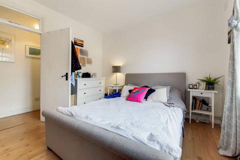 55 Albert Carr Gardens, London, SW16 3HD