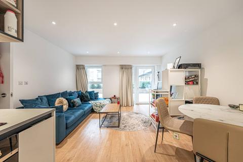 1 bedroom flat for sale, Beaufort Square, Colindale, London, NW9