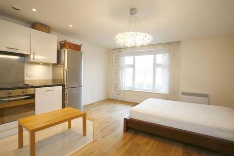 Studio for sale, Greyhound Hill, Hendon, London, NW4