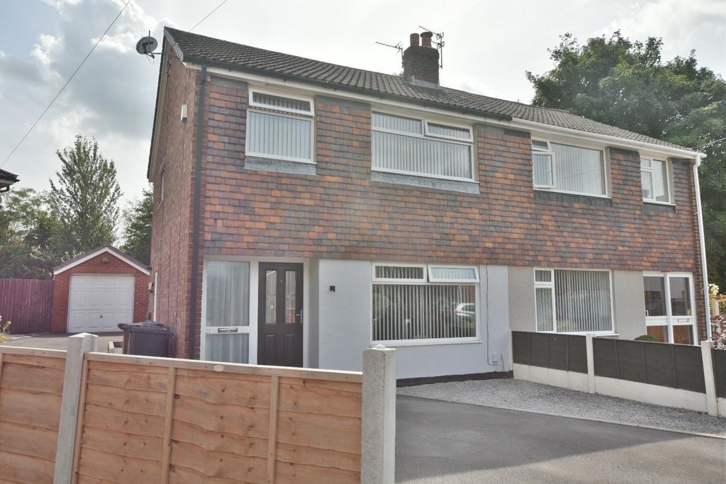 Grove, Leigh, Lancashire, WN7 1JL 3 bed semidetached house £