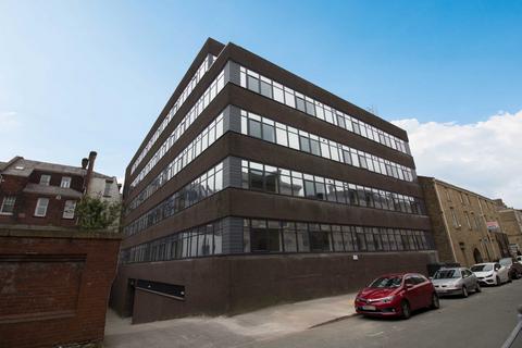 2 bedroom apartment to rent - Ashworth House, Manchester Road, Burnley, BB11 1ER
