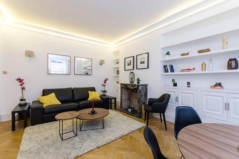 34a Rosary Gardens, London, SW7 4NT