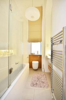 Flat A, 4 Emperors Gate, London, SW7 4HH