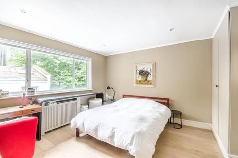 Flat 4, 5 Bina Gardens, London, SW5 0LD