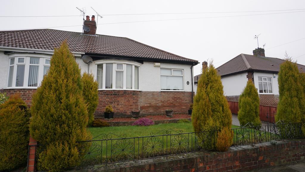 Huntcliffe Gardens, North Heaton, Newcastle upon Tyne, NE6 2 bed bungalow £850 pcm (£196 pw)
