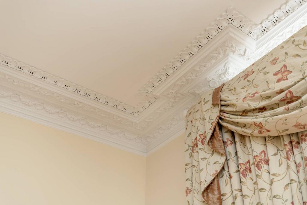 Cornice Decoration