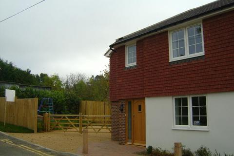 3 bedroom semi-detached house to rent, St. Christophers Road, Haslemere GU27