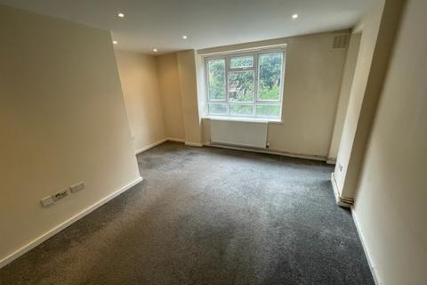 2 bedroom flat to rent, Marshall House, Cranston Estate, London N1