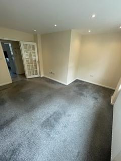 2 bedroom flat to rent, Marshall House, Cranston Estate, London N1