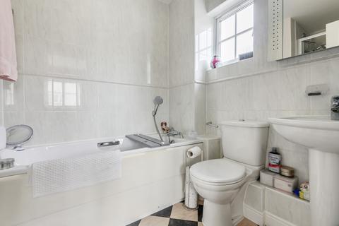 2 Hopkin Close, Guildford, GU2 9LS
