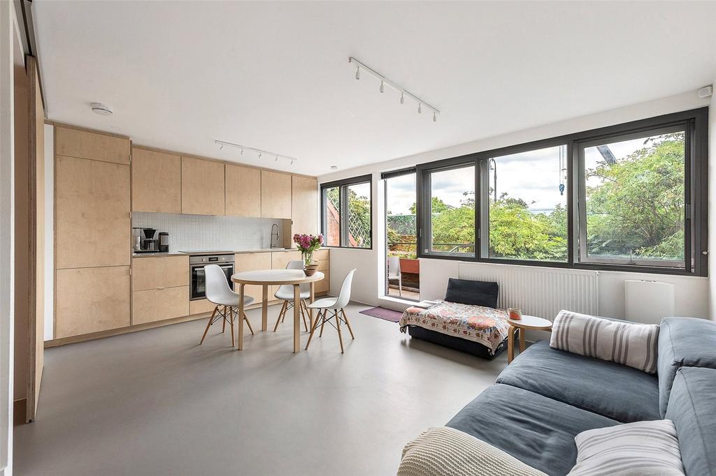 Kitchen/Reception