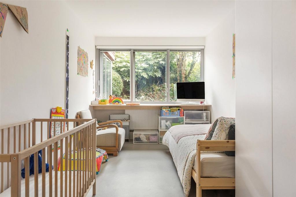 2nd Bedroom