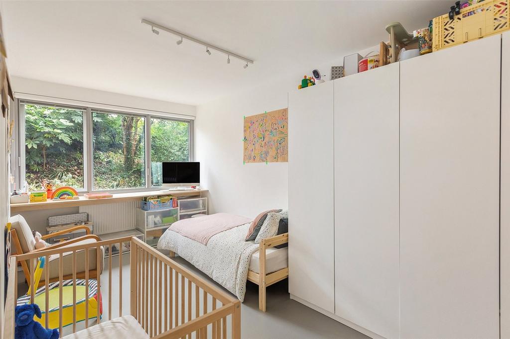 2nd Bedroom