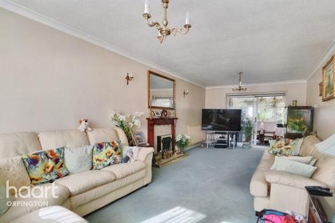 27 Long Acre, Orpington, BR6 7RD