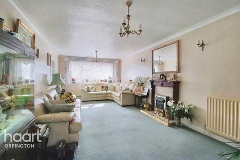 27 Long Acre, Orpington, BR6 7RD