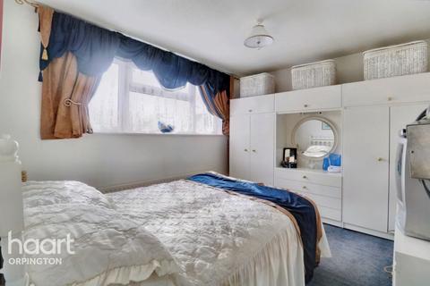 27 Long Acre, Orpington, BR6 7RD