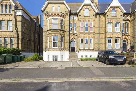 1 bedroom apartment for sale - Manor Road, Folkestone