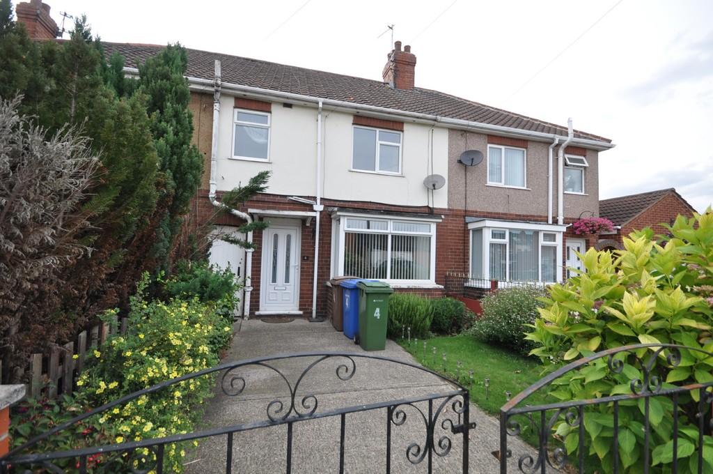 Elm Avenue, Goole 3 bed terraced house £650 pcm (£150 pw)