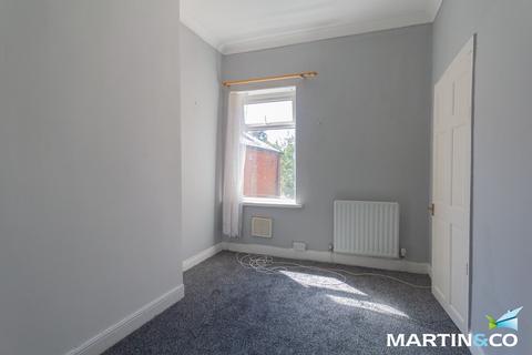 2 bedroom terraced house to rent, Abbey Road, Bearwood, B67