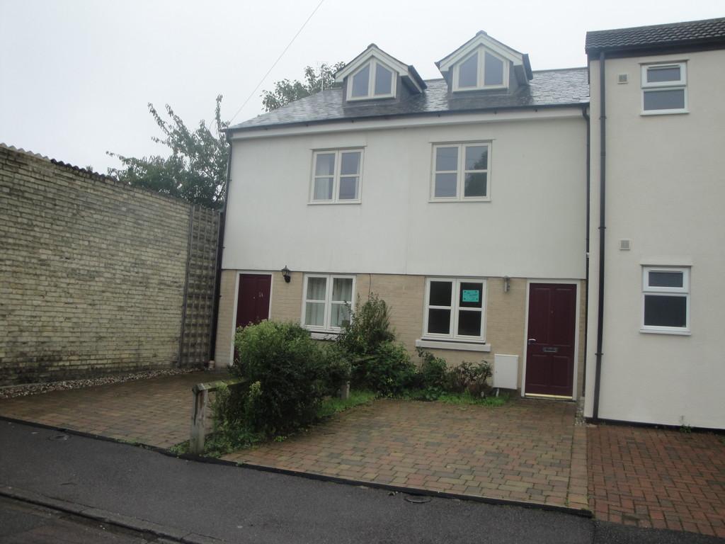 Primrose Street, CB4 3 bed semidetached house £1,700 pcm (£392 pw)