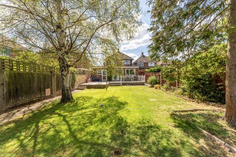 4 bedroom detached house for sale, Speart Lane, Hounslow