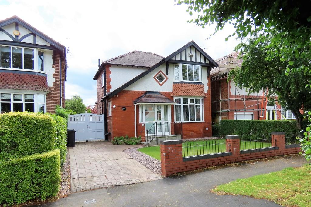 Midland Road, Bramhall 3 bed detached house £1,600 pcm (£369 pw)
