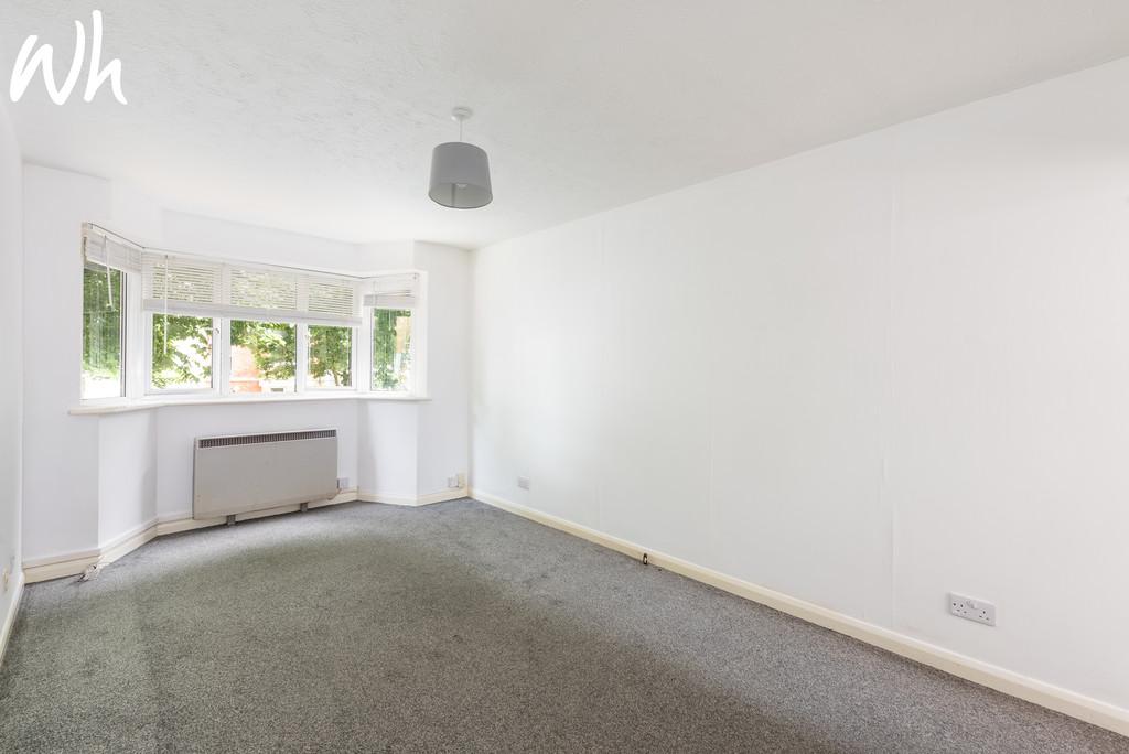 Rutland Gardens, Hove 2 bed flat for sale £250,000