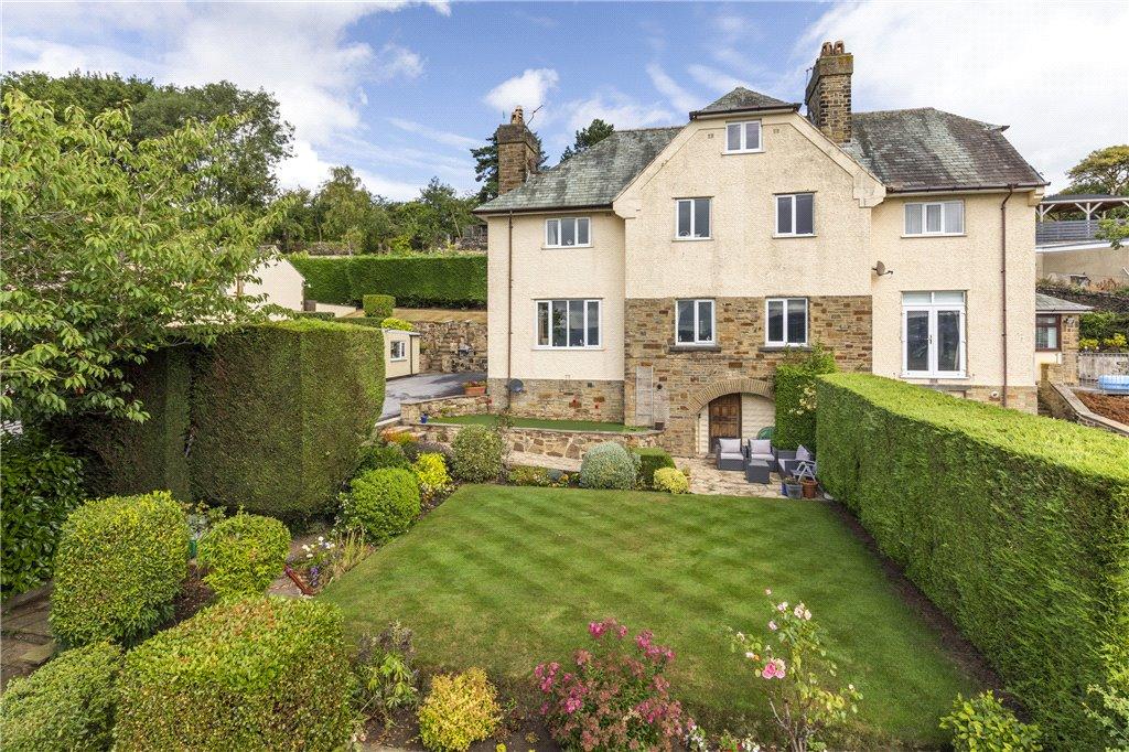 Banks Lane, Riddlesden, Keighley... 5 bed semidetached house for sale