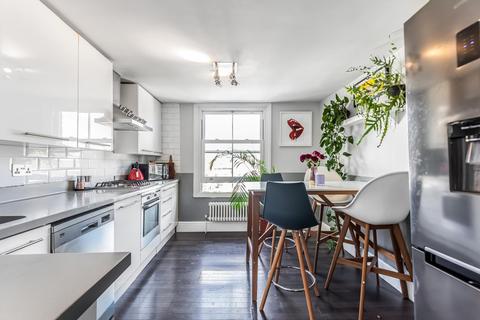 3b Boutflower Road, London, SW11 1RE